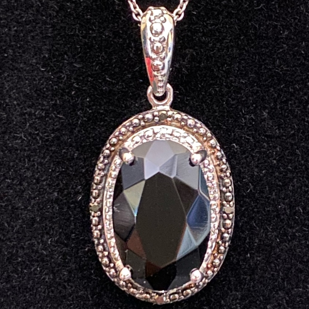 Gorgeous Black Spinel Necklace